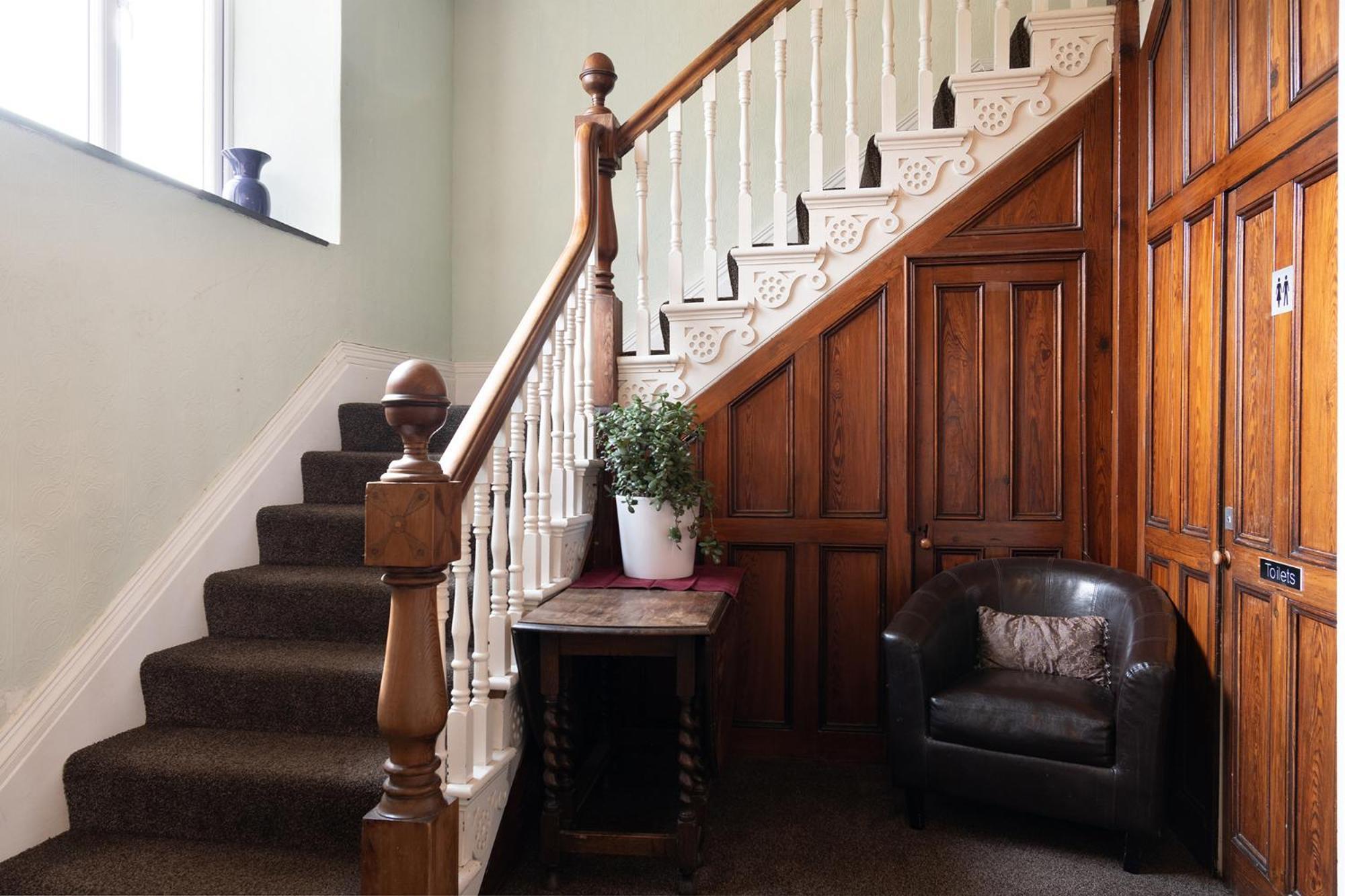 Dolafon Guest House 兰贝里斯 外观 照片