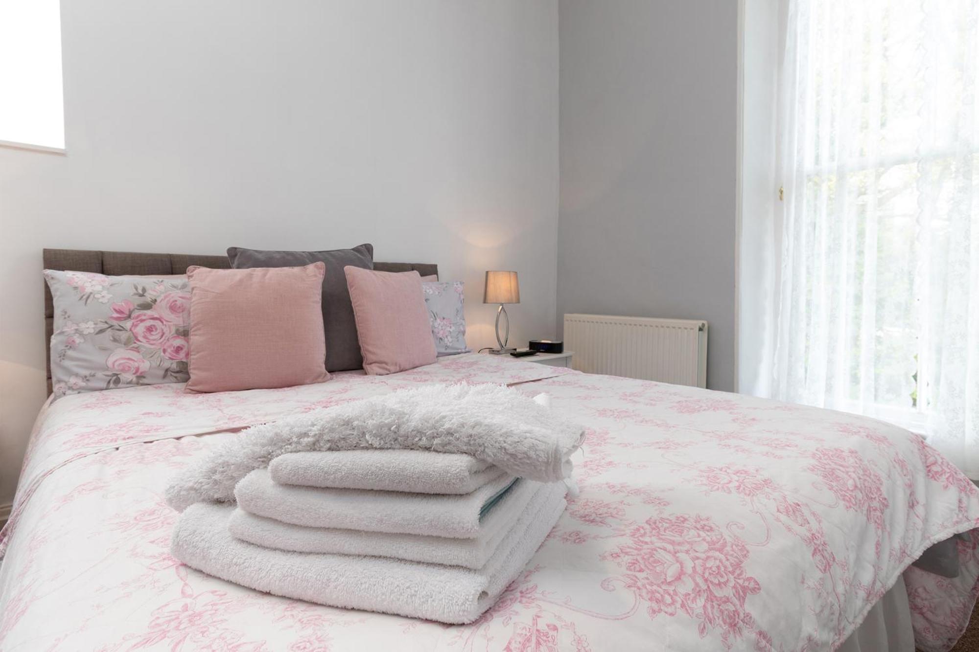 Dolafon Guest House 兰贝里斯 外观 照片